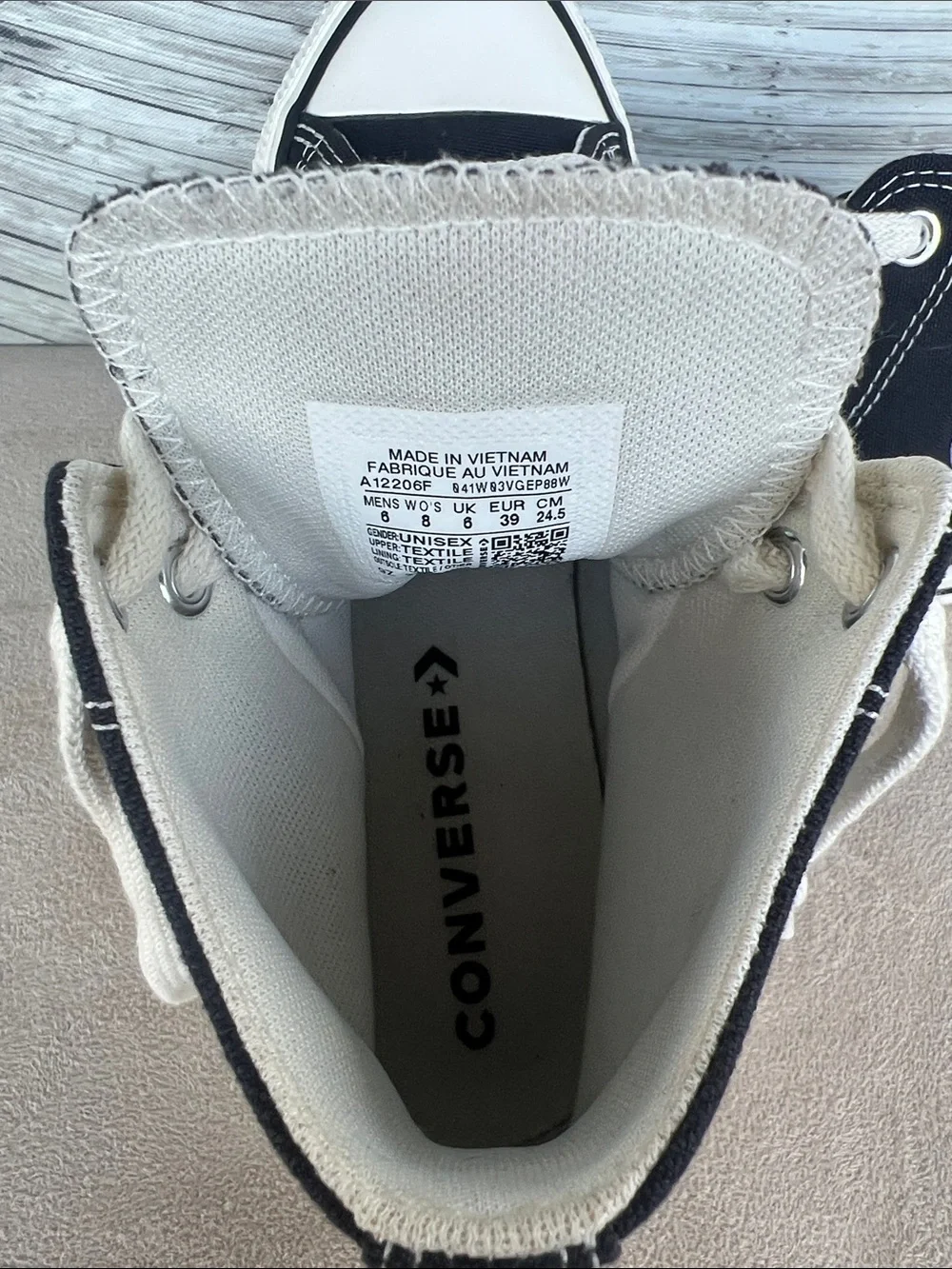 UNISEX Black High-Top Converse Sneakers with Stars Embroidery. - Picture 7 of 8